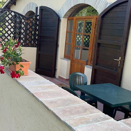 Casale Aurora 카스텔 리탈디